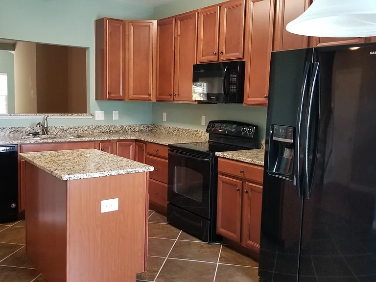 7908 Oakfield Grv — Photo 7