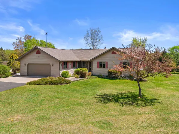 N2850 Johns Lake Rd, Wautoma, WI 54982