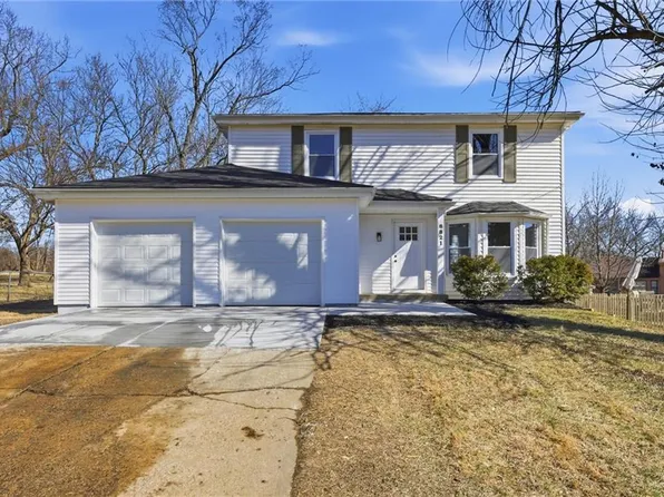 8821 Lane Ave, Kansas City, MO 64138