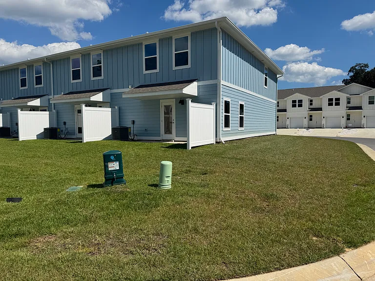 8691 Meadow Flower Ln — Photo 2