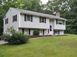 10 Forest St, Derry, NH 03038