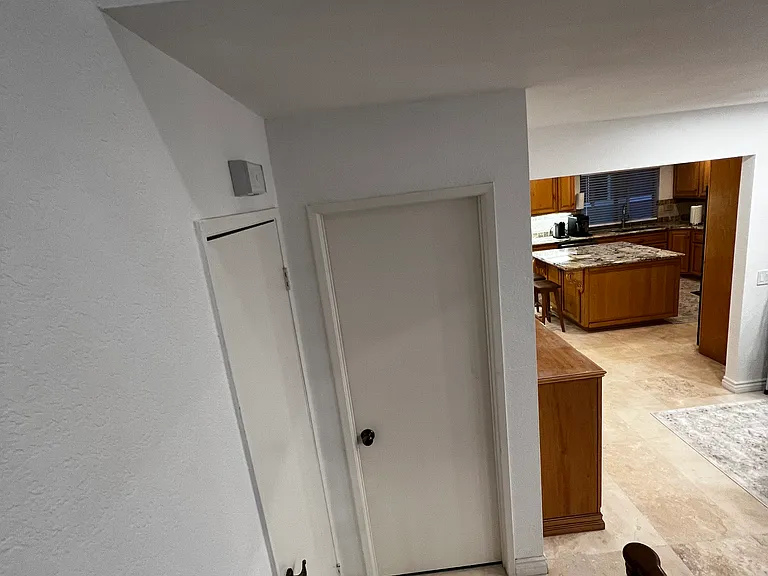 7825 Seaglen Dr — Photo 20