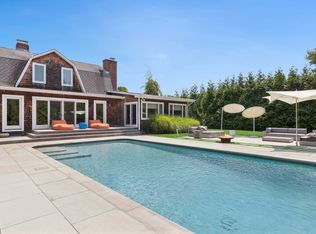 2 Pleasant Ave, Westhampton, NY 11977