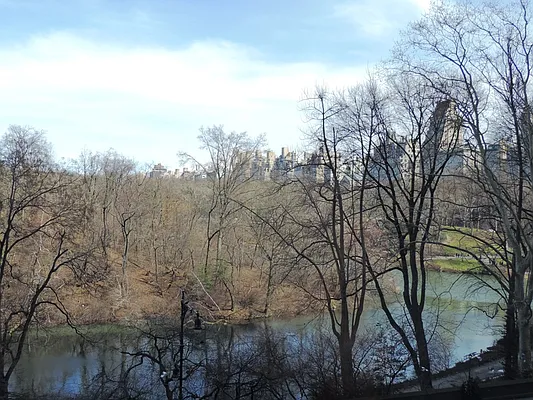 Rented by essential NEW YORK Real Estate | media 24