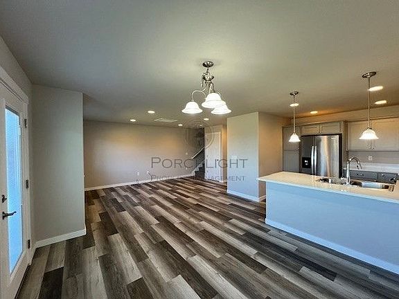 4th image of 612 Mead Ave #C