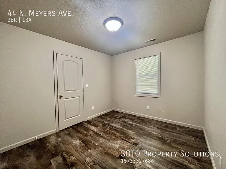 44 N Meyers Ave — Photo 14