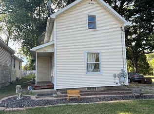 4783 Bluebush Rd, Monroe, MI 48162