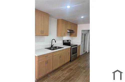 122 N Rampart Blvd #3 Photo 1