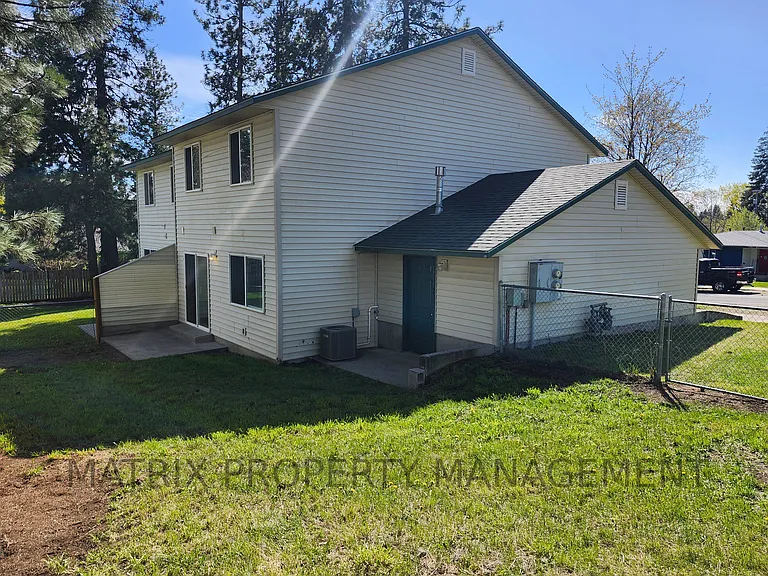 15170 N Stevens St #B — Photo 4