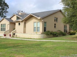 7545 County Road 278, Rio Medina, TX 78066