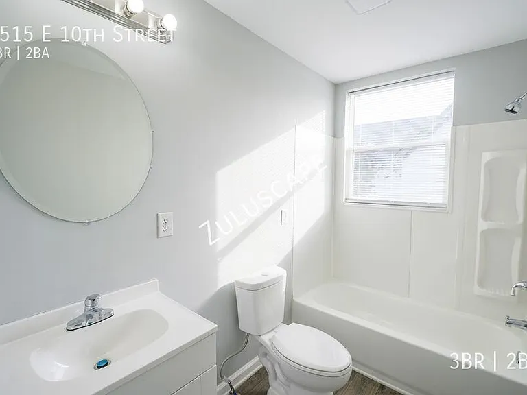 3515 E 10th St — Photo 14