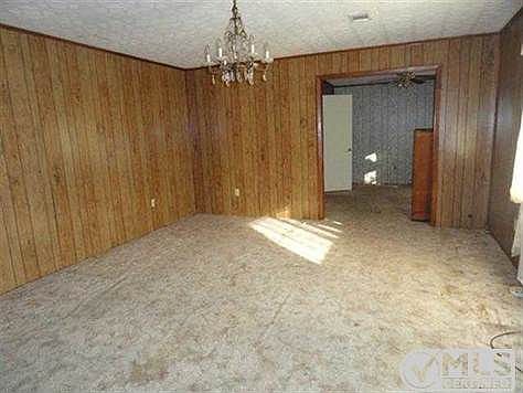 2nd image of 805 McCoy St
