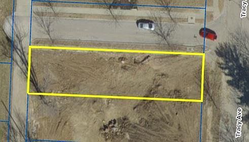 1st image of 2538 Tracy Ave
