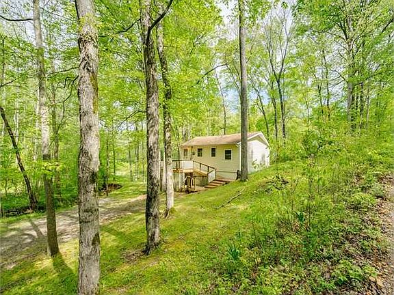 4th image of 235 Tobaccoport Cir