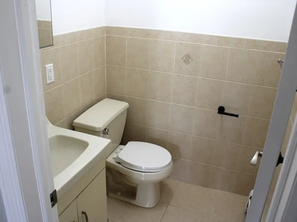 537 Gates Avenue 1 image 7 of 7