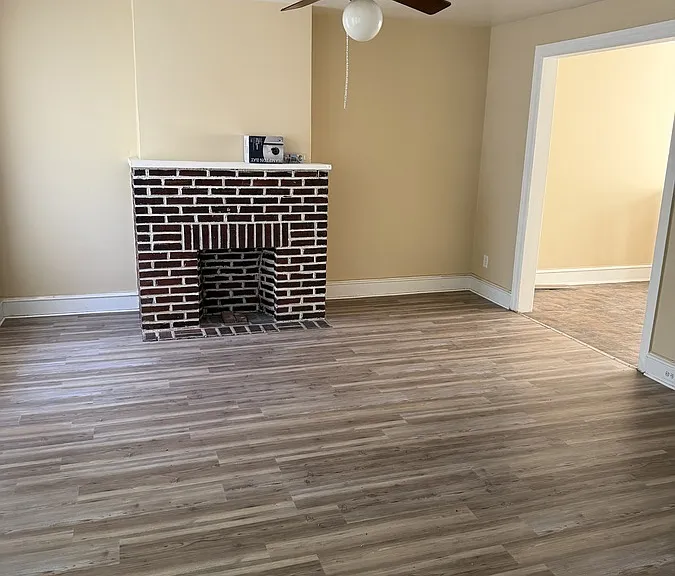 1213 Astor St — Photo 4