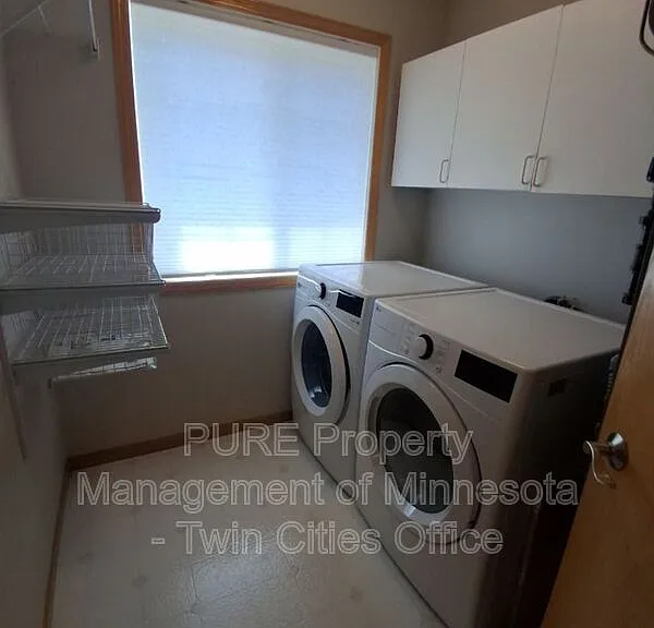 612 Lake View Dr — Photo 14