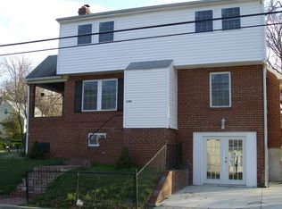 5405 Farragut St, Hyattsville, MD 20781