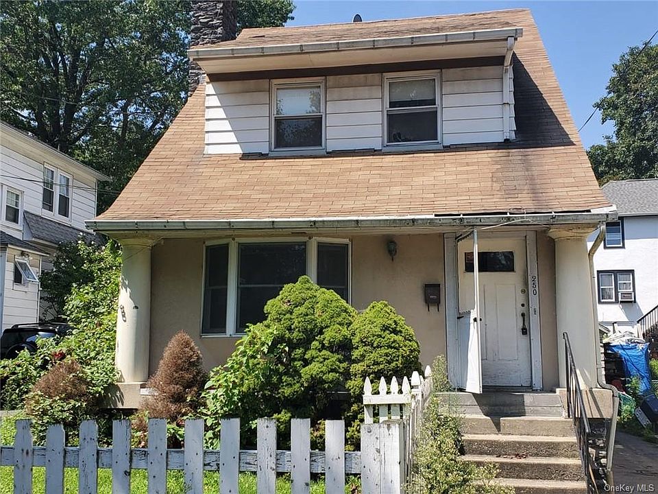 1st image of 250 Bradley Ave