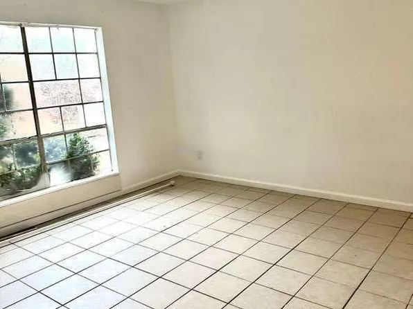 6765 Baynes Hill Dr, Clarkston, GA 30021