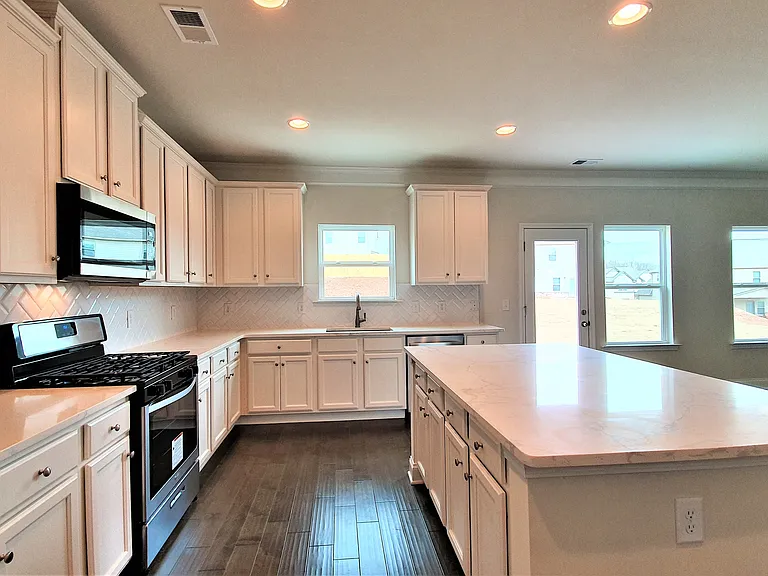 1445 Weeping Tree Cir — Photo 7