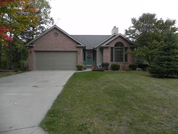 2nd image of 118 Sylvan Ct