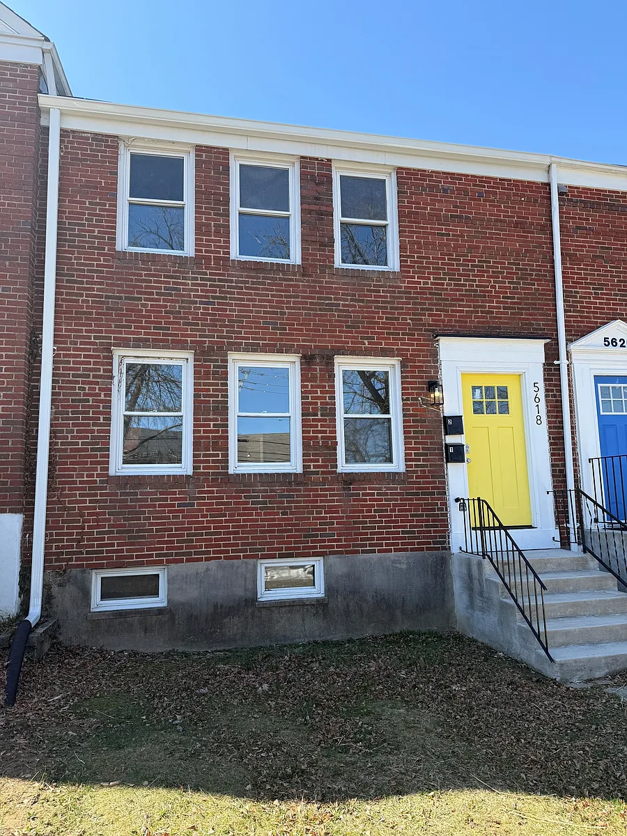 Building Photo - 5618 Midwood Ave #1