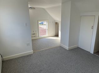20 Elm St APT B, Rockland, ME 04841