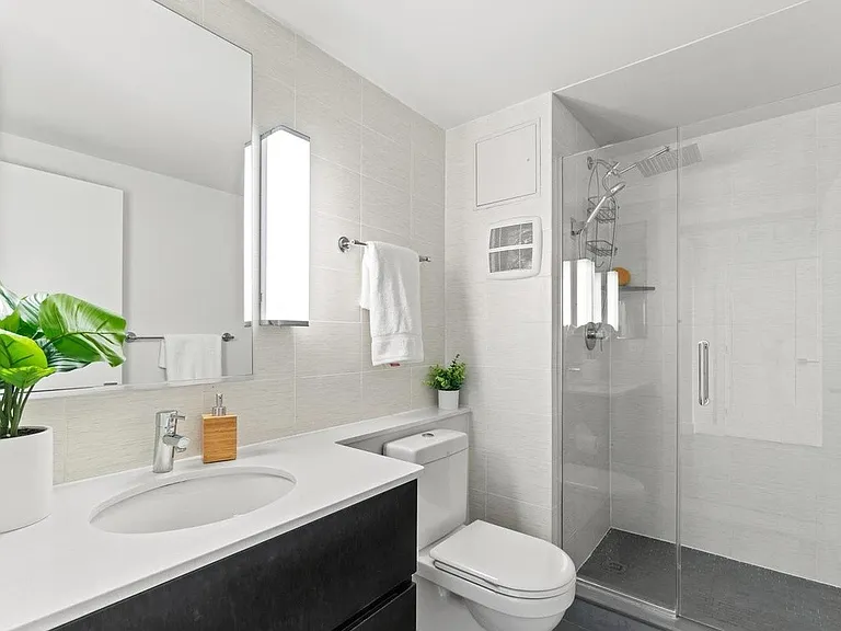 1401 R St NW — Photo 13