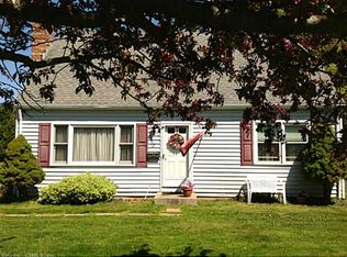 12 Grimes Rd, Rocky Hill, CT 06067