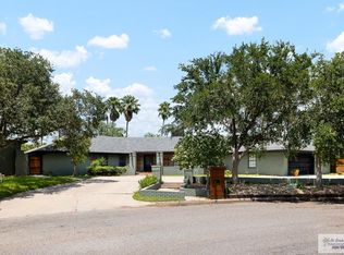 3221 Banyan Cir, Harlingen, TX 78550