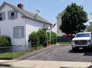 90 Whipple St, Fall River, MA 02721