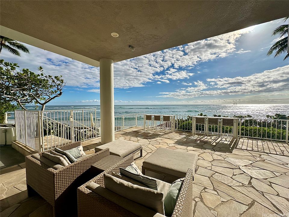 2nd image of 2969 Kalakaua Ave APT 803