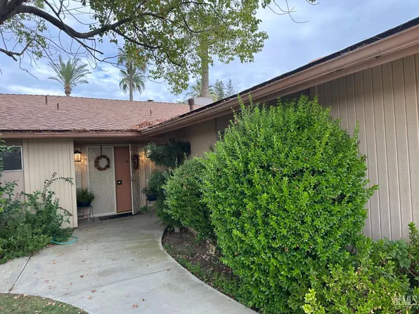 2901 Summit Cir, Bakersfield, CA 93306