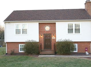 1800 Perrowville Rd, Forest, VA 24551