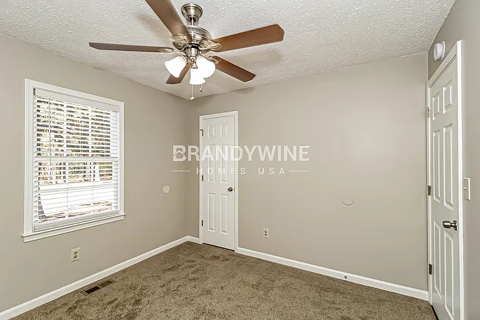 106 Whitney Ln — Photo 14