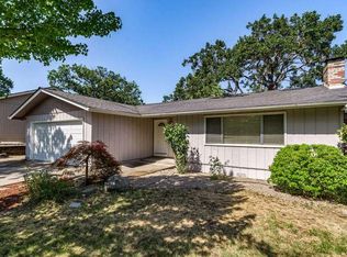 735 Oak Knoll Dr, Ashland, OR 97520