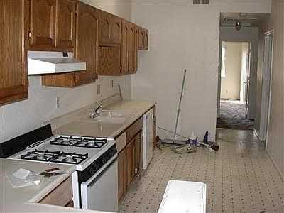 4th image of 3071 Marysville Blvd