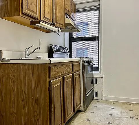 5th image of 125 Ocean Ave APT 1J