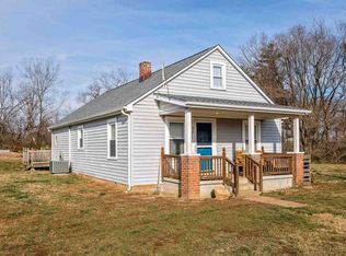 38 Old Tower Ln, Waynesboro, VA 22980