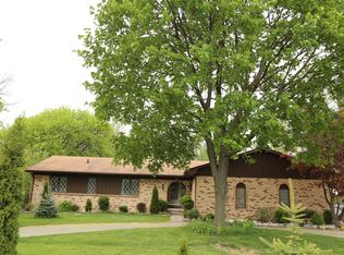 43264 Joy Rd, Plymouth, MI 48170