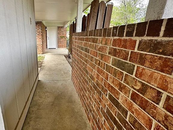 2nd image of 2203 Wheeler Cir #A