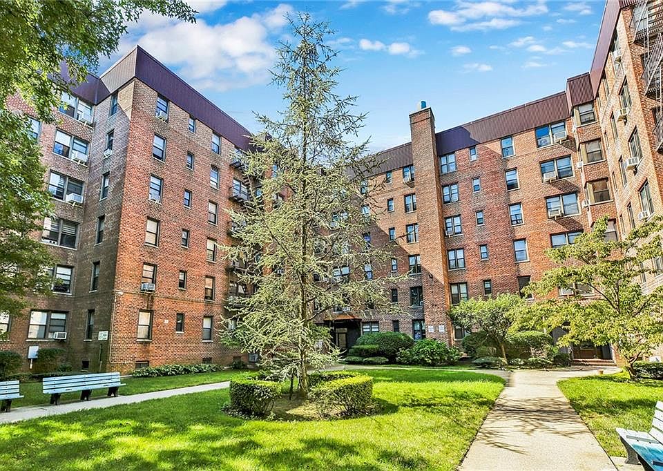 1st image of 2280 Burnett St APT 1H