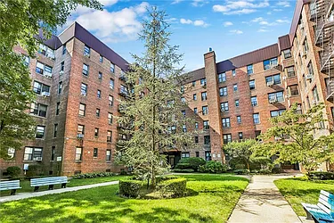 2280 Burnett Street, #2J