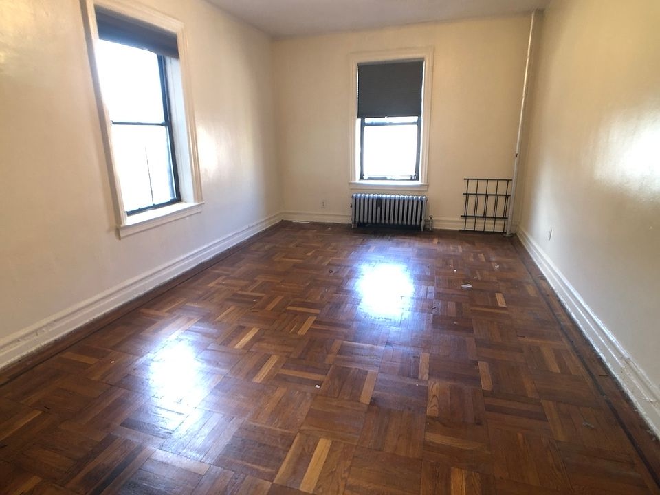 2nd image of 415 Lefferts Ave #C4