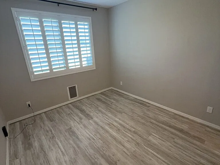 5525 N 187th Ln — Photo 14