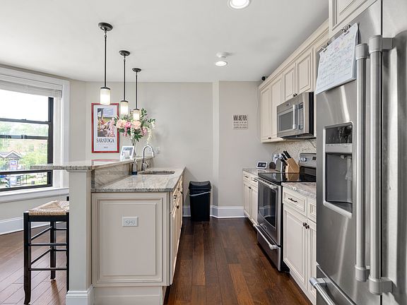 5th image of 510 Broadway APT 2C
