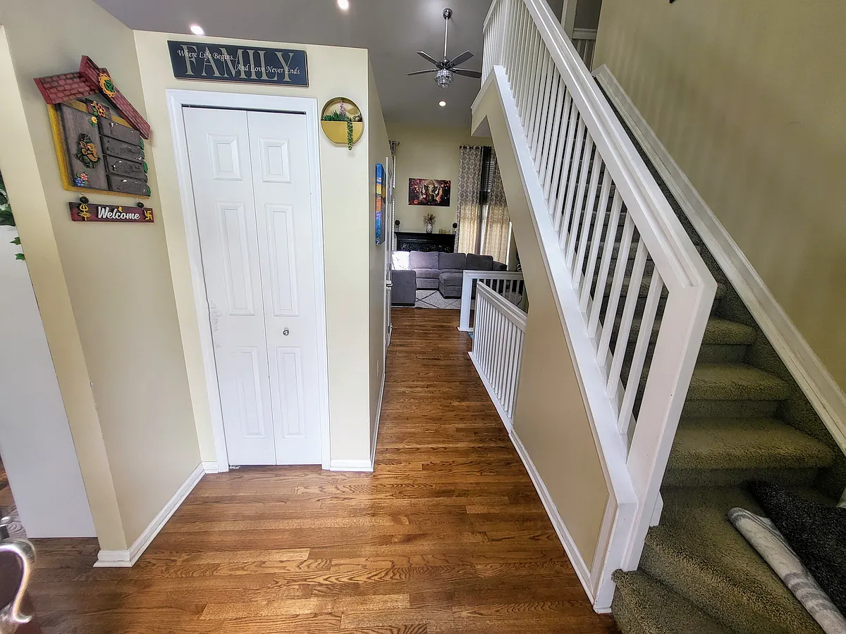 Building Photo - 3067 Silverbrook Dr