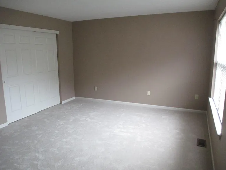 3718 Swetland Dr — Photo 8
