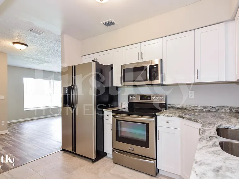 500 Brenda Dr — Photo 7